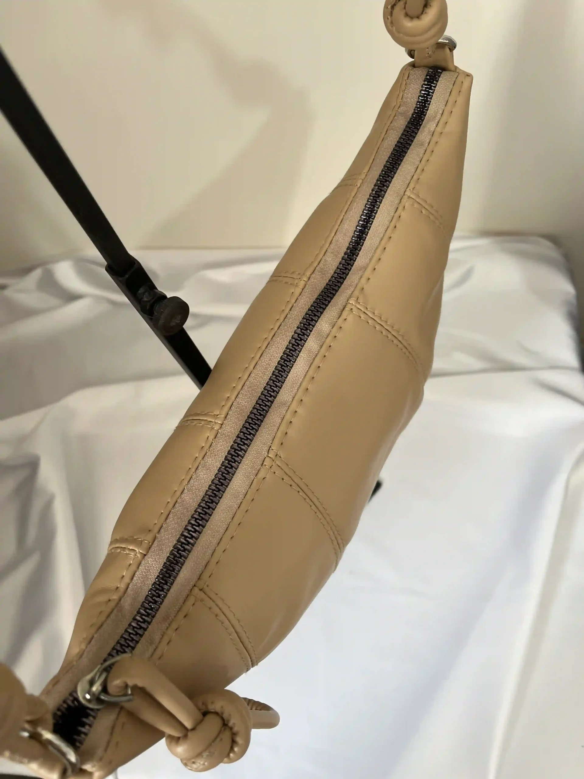 کیف دوشی فانتزی نرم مدل کروسان - Image 3